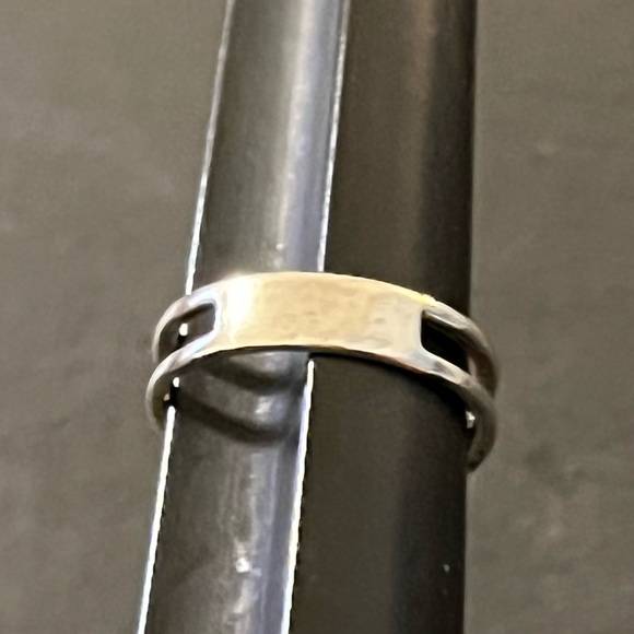 C^A 825 Silver 2 Carat Lab Created Oval Ruby Scroll Ring Size 7 - Picture 5 of 16